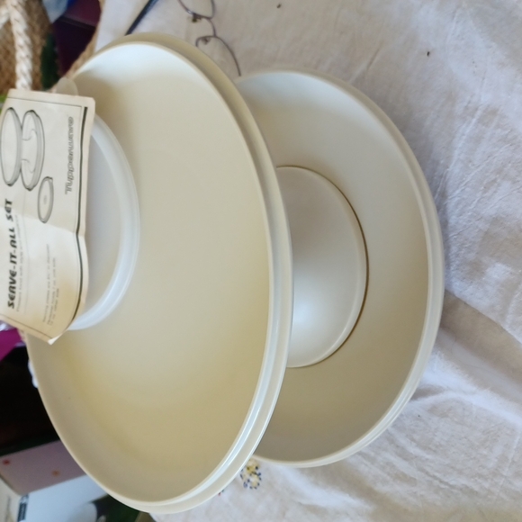 Vintage Tupperware Serve It All Pedastal Set - Picture 1 of 2